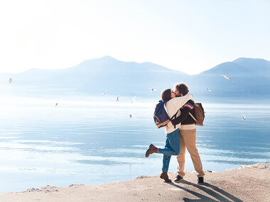 Coffret cadeau Saint-Valentin : un séjour romantique au bord des plus beaux lacs d’Europe