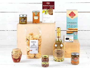 Aperitivo, che passione! 1 sfiziosa consegna a domicilio firmata ReRegalo