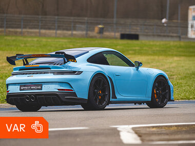 Stage de pilotage multivolant : 2 tours en Porsche Cayenne et 2 tours en Porsche 992 GT3 sur le circuit du Var