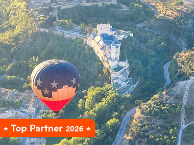 1 paseo en globo por Segovia con brindis y menú típico