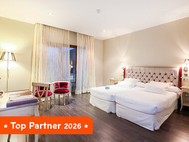 Hotel Villa Nazules 4*: 1 noche en habitación deluxe con desayuno