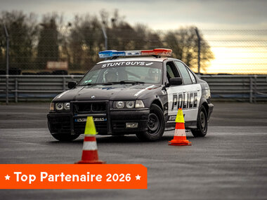 Cascade en voiture : un stage de conduite en pilotage drift