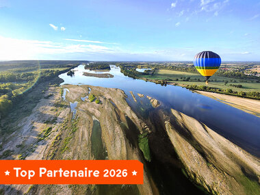 Vol en montgolfière au-dessus des châteaux de la Loire avec repas 3 plats pour 2 personnes