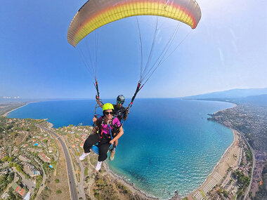 Decolla leggero: volo tandem con Parapendio Tandem Calabria