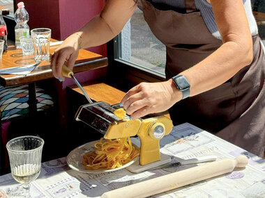 Due grembiuli, una cucina romana: corso di pasta fresca con Christian Righi