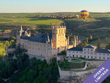 Brindis, pícnic y vistas inolvidables: vuelo en globo en Segovia para 1 persona