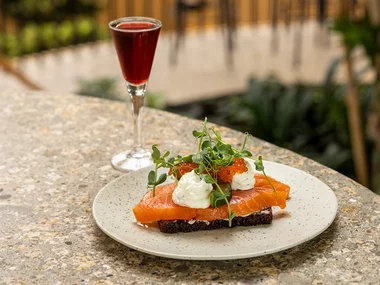 2 stk. smørrebrød til frokost hos Væksthuset Operaparken i København for 2