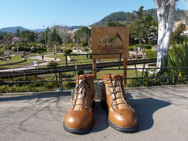 Catalunya en Miniatura para 2 adultos y 2 niños