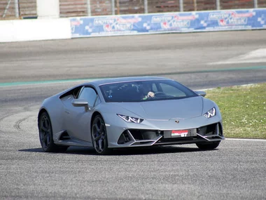 1 giro su circuito in 2 Lamborghini da corsa