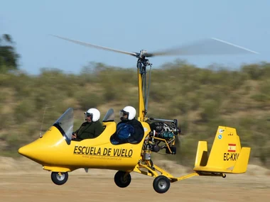 Vuelo de iniciación en autogiro en Madrid con Gyroclub de la Cierva