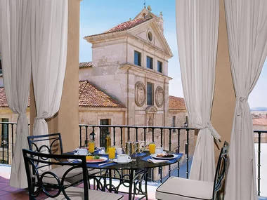 Estancia de lujo en Paradores: 1 noche con desayuno