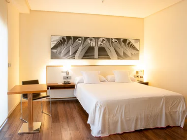 Hotel Primus Valencia 4 estrellas: estancia con desayuno