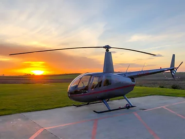Vol époustouflant de 20 min en hélicoptère dans un Robinson R44 pour 3 personnes