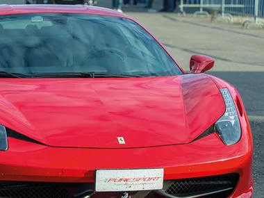 Guida Ferrari 458 Italia sul Circuito di Vallelunga