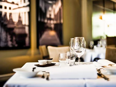 Souper raffiné dans un restaurant gastronomique