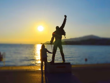 Auf den Spuren von Freddie Mercury: Eine Tour in Montreux