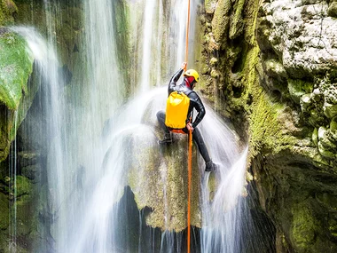 Canyoning in Val di Sole: avventura e adrenalina per 1