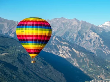 1 Heissluftballonfahrt über die Aostataler Alpen im Morgengrauen für 2