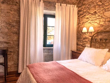1 noche con desayuno y cava en el Hotel Rural Finisterrae