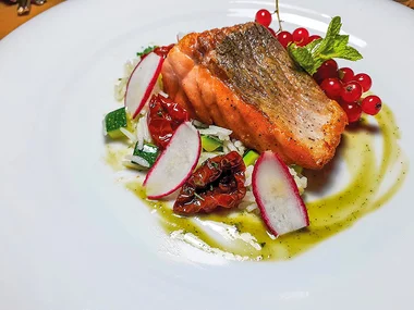 Cena gourmet in Salento con vino in abbinamento