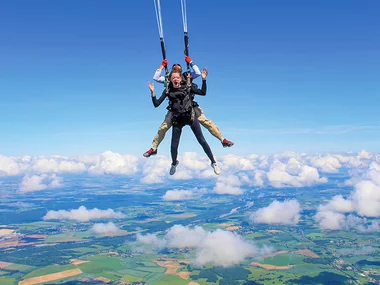Saut en parachute à 4000 mètres au sud de Paris