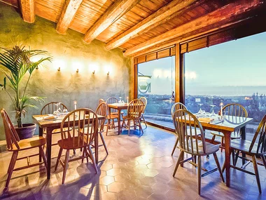 Deliziosa cena a base di pesce con dessert per 2 al ristorante Re di Girgenti ad Agrigento