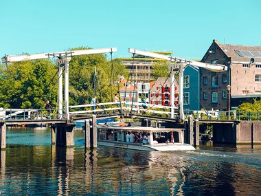 Dagje fietsen en rondvaart in Amsterdam voor 1 persoon