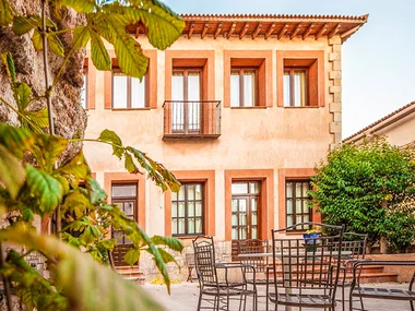 Hotel Salinas de Imón: 1 noche con desayuno y acceso al spa (35 min)