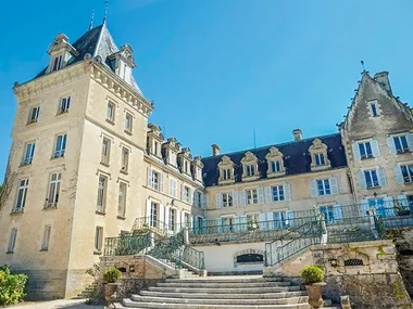 2 jours avec dîner gourmet et champagne dans un château près de Bourges