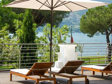 Magia thailandese sul Lago d'Iseo: 1 notte in camera Superior e accesso all'area spa