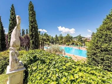 Alle terme con gusto: 2 notti in hotel 4* a Montegrotto Terme con accesso spa e cena