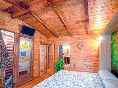 1 notte in una casa sull'albero presso la Tenuta Bocchineri
