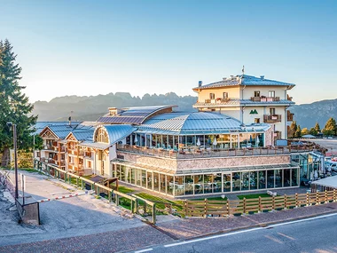 Momenti di magia a Trento: soggiorno in hotel 4* con cena per 2 o Spa
