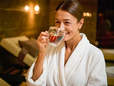Benessere, relax e tè in Svizzera: rilassante trattamento e degustazione per 1 persona