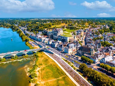 Vol en hélicoptère au-dessus des châteaux de la Loire
