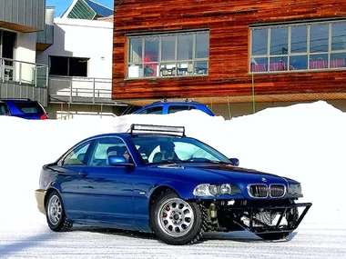 Eisfahren und Drifterlebnis im Sportwagen in Alpe d'Huez
