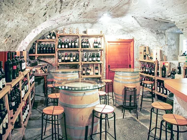 Enoteca sul Lago di Como: 2 calici di vino a scelta e un tagliere