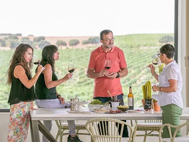 Visita con cata de vinos en Finca Antigua