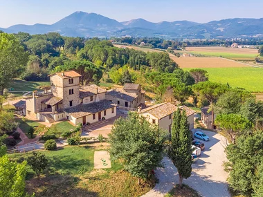1 romantica notte nel villaggio medievale di Borgo Pulciano