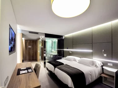 Hotel & Spa Ciudad de Binéfar 4 estrellas: 1 noche con acceso a spa