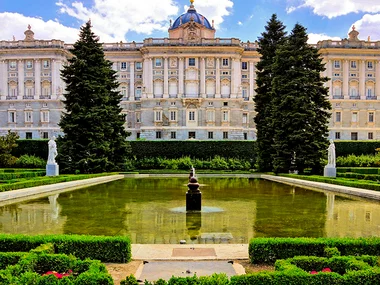 Palacio Real de Madrid y Catedral de la Almudena: entrada sin colas y visita guiada