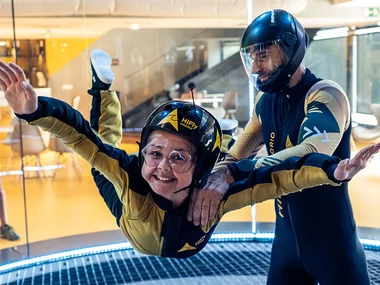 Vuelo en túnel de viento en HiFly Madrid para niños