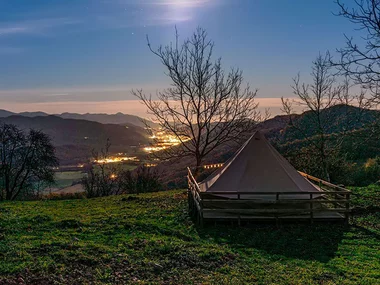 Glamping en Cabanyes entre valls: 1 noche en tienda y desayuno de proximidad para 2
