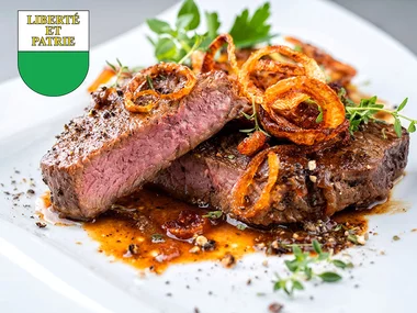 Romantisches Abendessen im Kanton Waadt