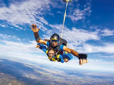 Salto en tándem con Skydive en Portugal