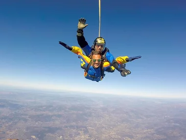 Salto en paracaídas en Évora, Portugal