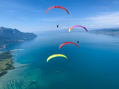Volo in parapendio in tandem sul lago di Ginevra