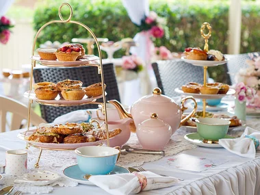 Verjaardagsfeest: high tea voor 2 in Nederland