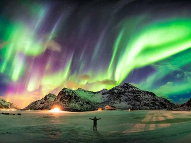 2 notti in Tepee sotto le luci dell'Aurora Boreale in Svezia con avventura in slitta