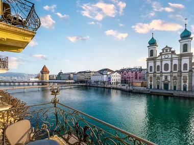 1 nuit avec souper en hôtel 4* à Lucerne